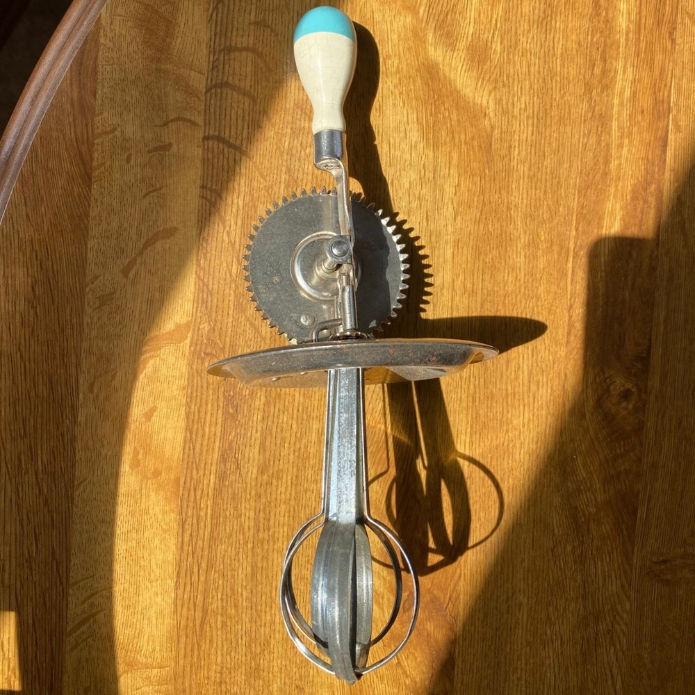 Vintage A&J Hand Crank Egg Beater Whisk Wood Handle Made in USA Cottage Trad MCM